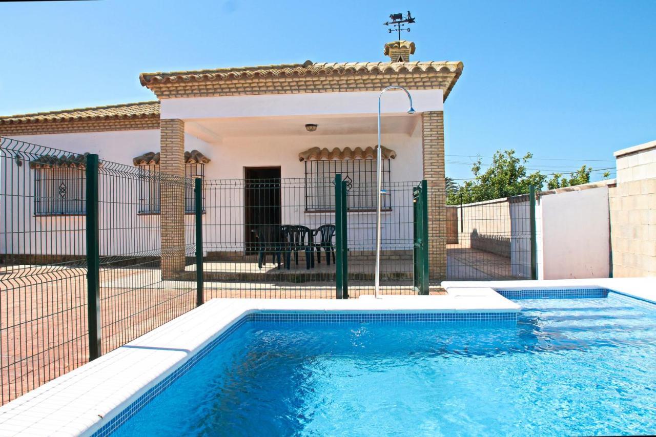 Chalet Arroyo Majadales 107 โกนิล เด ลาฟรอนเตรา ภายนอก รูปภาพ